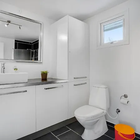 3 Bedroom Cozy In
