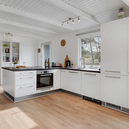 3 Bedroom Cozy In