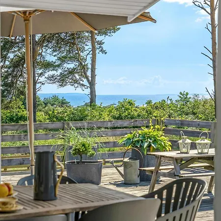 3 Bedroom Cozy In Holiday home